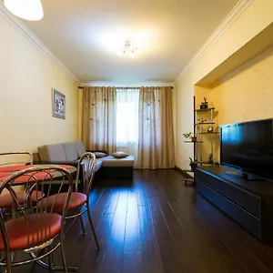 Nadezhda In Touristic Area, On The Dostyk Avenue 89 Апартаменты